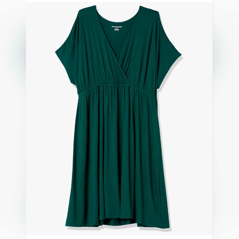 BNWT Plus Size Elegant Green Wrap Dress(5x)